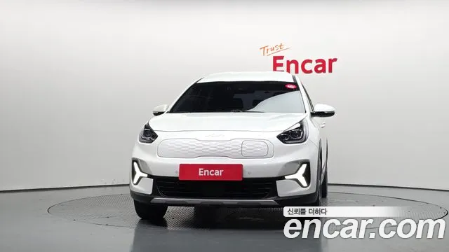 Kia Niro Niro Plus Earth — Фото автомобиля 3