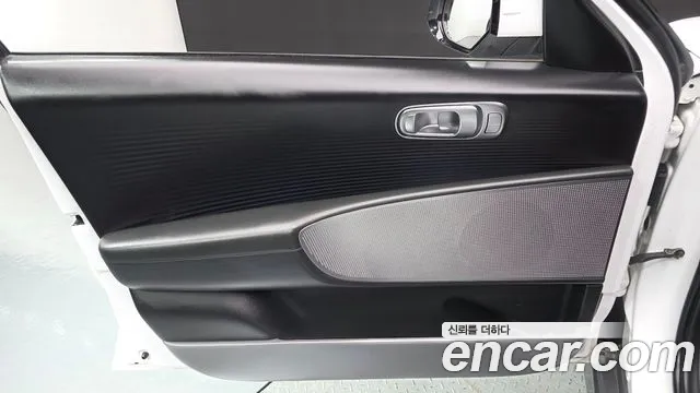 Hyundai Ioniq6 — Фото автомобиля 7