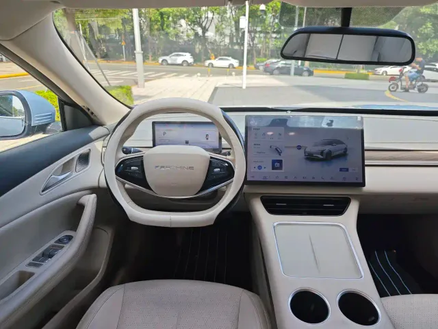 Forthing Xinghai S7 — Фото автомобиля 14