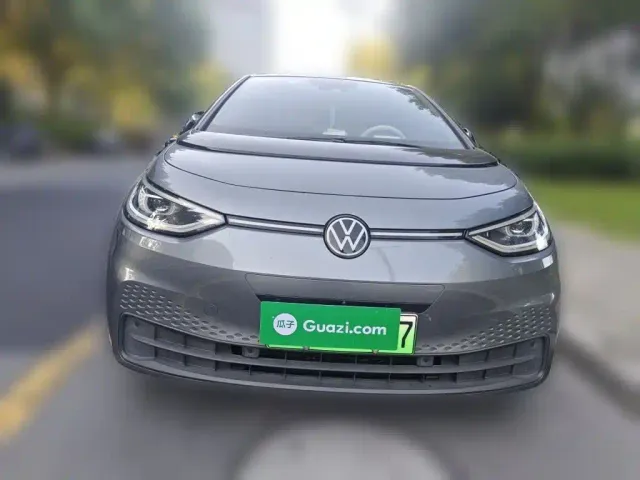Volkswagen ID.3 — Фото автомобиля 2