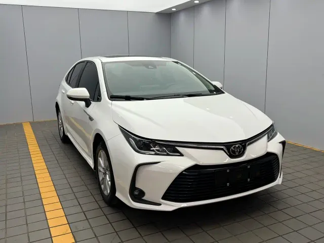 Toyota Corolla — Фото автомобиля 3