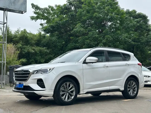 Фотография автомобиля — Jetour X70