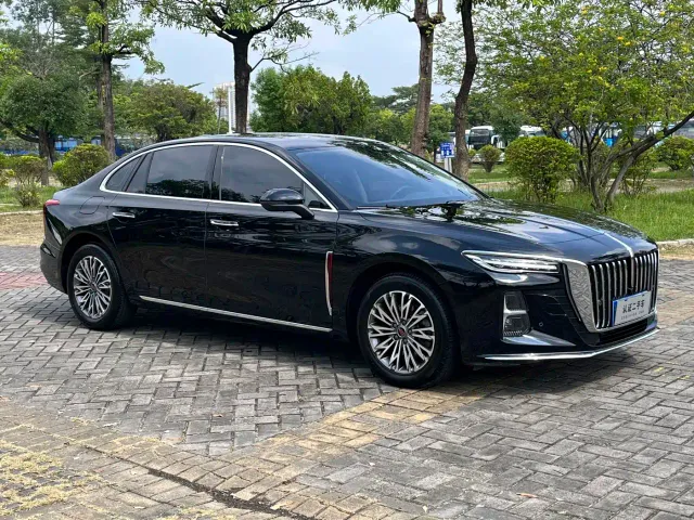 Hongqi H5 — Фото автомобиля 3