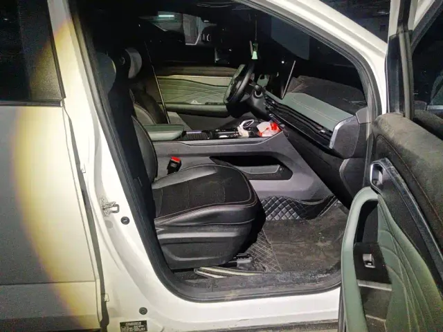 Geely Haoyue L 2024 Model 2.0T DCT Premium — Фото автомобиля 7
