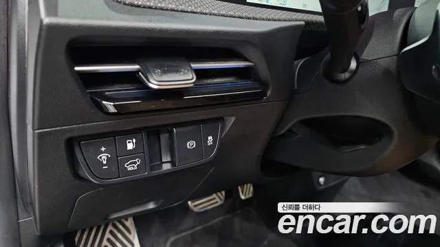 Kia EV6 — Фото автомобиля 25