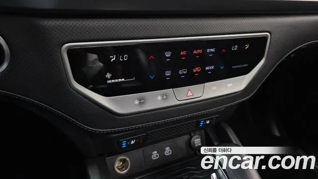 KG_Mobility_Ssangyong Rexton Новый Rexton Sport Khan Дизель 2.2 4WD — Фото автомобиля 17
