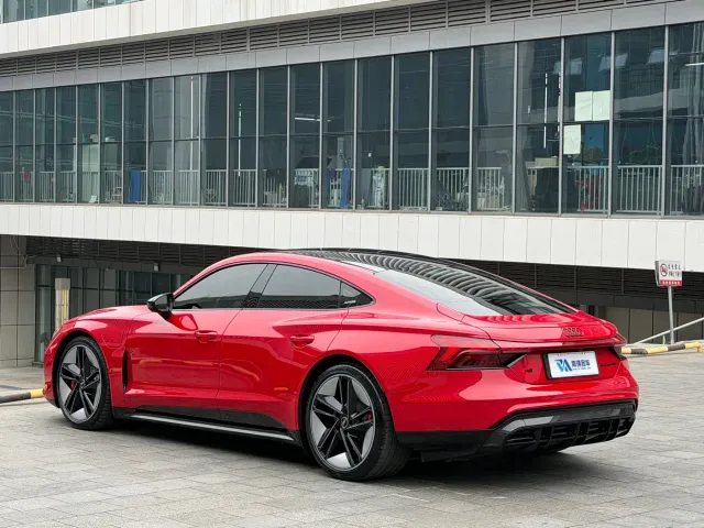 Audi RS e-tron GT — Фото автомобиля 7