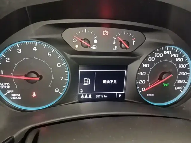 Chevrolet Equinox — Фото автомобиля 11