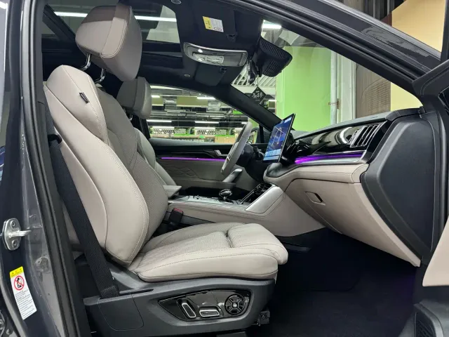 BYD Tang — Фото автомобиля 10