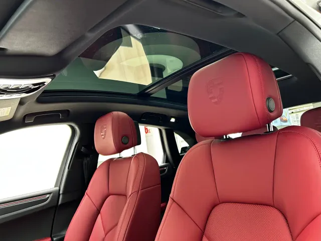 Porsche Macan — Фото автомобиля 13