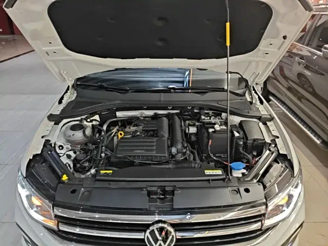 Volkswagen Bora — Фото автомобиля 19