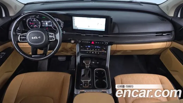 Kia Carnival Generation 4 — Фото автомобиля 7