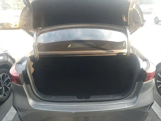 Changan Eado — Фото автомобиля 18