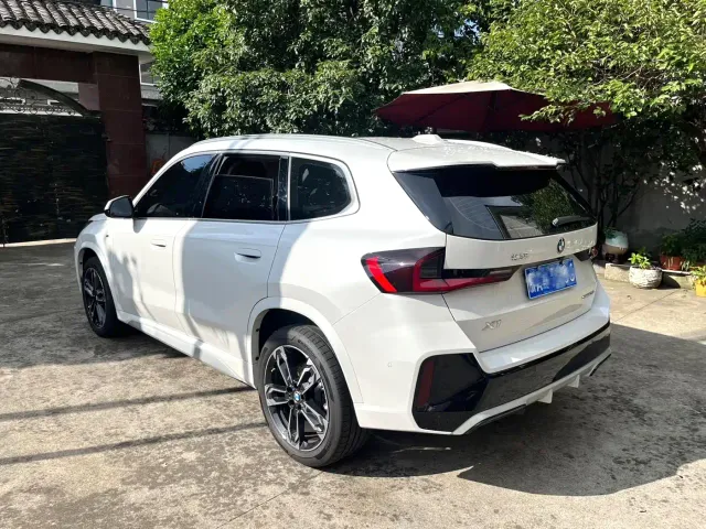 BMW X1 — Фото автомобиля 3
