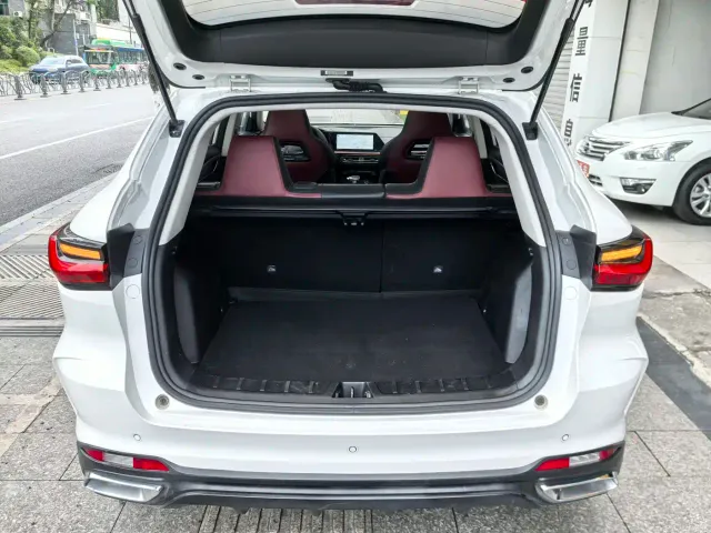 Changan Oushang X5 — Фото автомобиля 18
