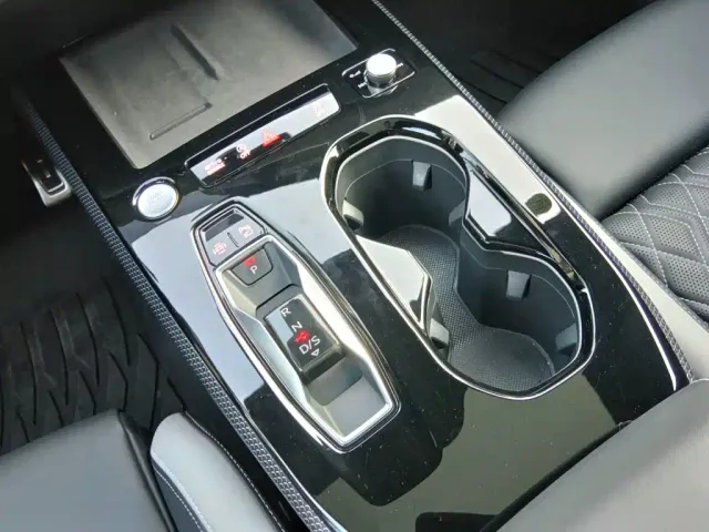 Audi A5L — Фото автомобиля 14