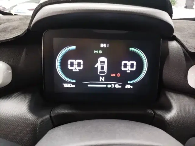 Leapmotor T03 — Фото автомобиля 7