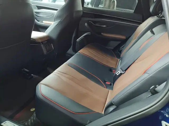 BYD Song PLUS — Фото автомобиля 16