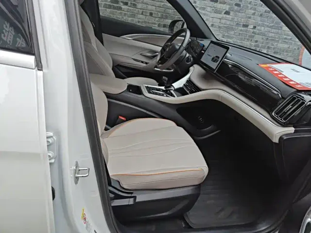 BYD Song Pro — Фото автомобиля 24