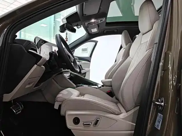 Audi Q5L — Фото автомобиля 19