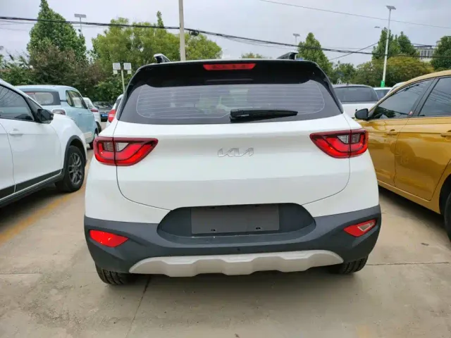 Kia KX1 — Фото автомобиля 3
