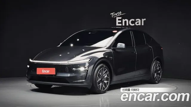 Фотография автомобиля — Tesla Model Y