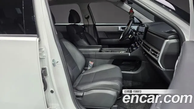 Hyundai Santafe Santa Fe (MX5) Бензин 2.5T 2WD — Фото автомобиля 25