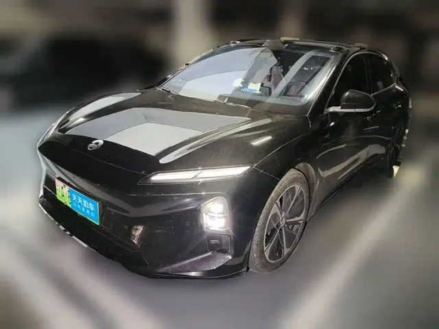 Фотография автомобиля — Nio ET5 Touring