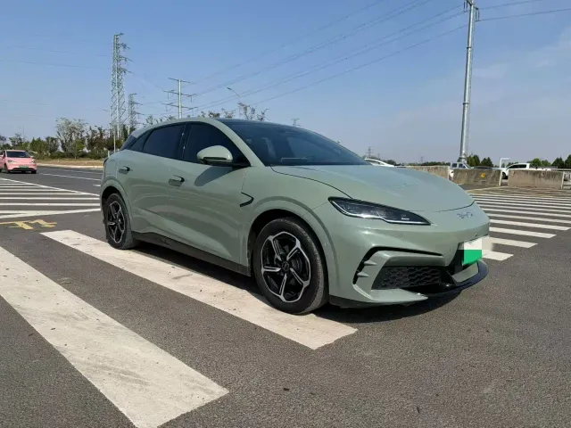 BYD Seal 06 GT — Фото автомобиля 3