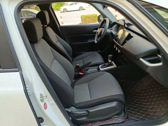 Honda Fit — Фото автомобиля 24