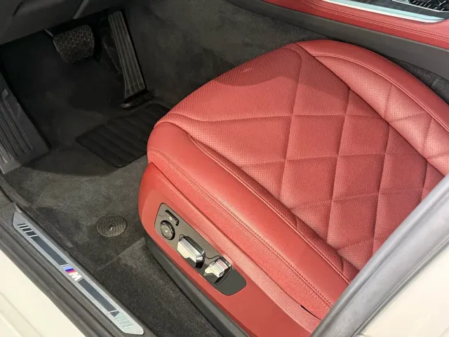 BMW X5 — Фото автомобиля 4