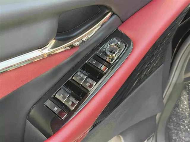GAC Trumpchi M8 — Фото автомобиля 9