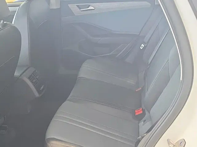Volkswagen Sagitar — Фото автомобиля 11