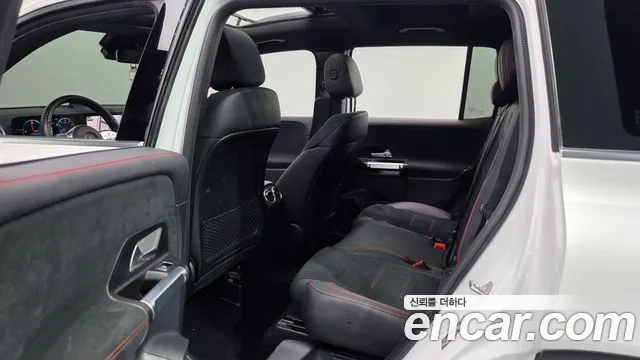 Mercedes-Benz GLB-Class — Фото автомобиля 7