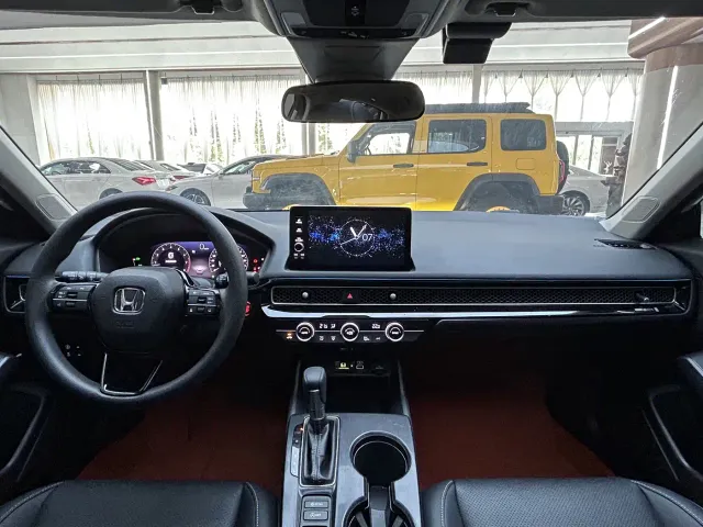 Honda Civic 2022 240TURBO CVT Sport Edition — Фото автомобиля 16