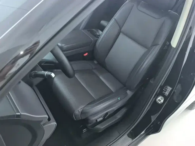Leapmotor Leapmotor C16 2024 Extended Range 200 Premium Edition — Фото автомобиля 14