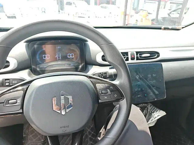 Leapmotor T03 — Фото автомобиля 9