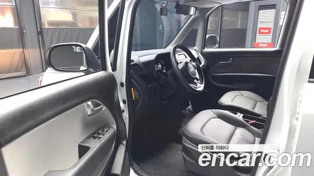 Kia RAY Новый Kia Ray Фургон — Фото автомобиля 10