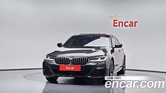 BMW 5-Series 5 серия (G30) — Фото автомобиля 2