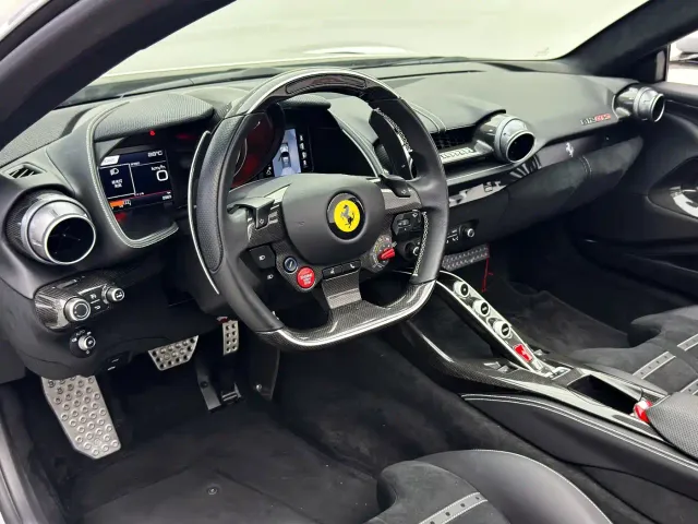 Ferrari 812 — Фото автомобиля 7