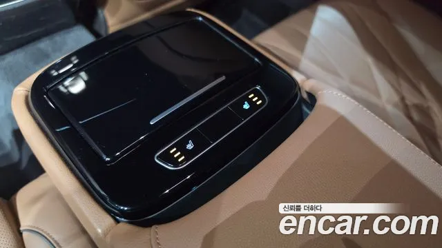 Genesis G80 Бензин 2.5 турбо AWD — Фото автомобиля 15