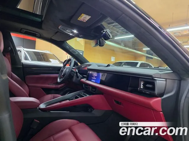 Porsche Macan — Фото автомобиля 15