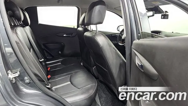 Chevrolet Spark — Фото автомобиля 18