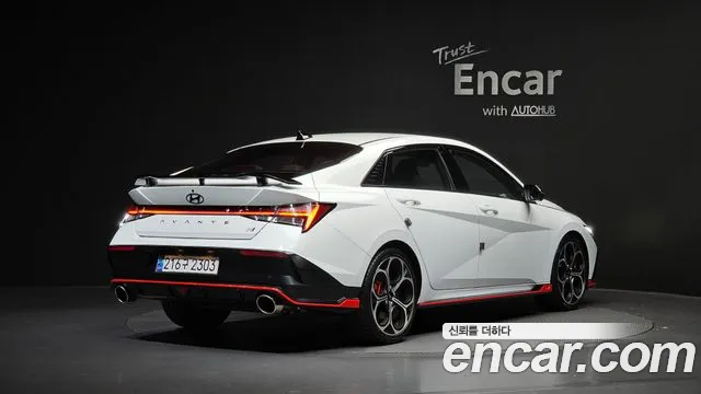Hyundai AVANTE — Фото автомобиля 2