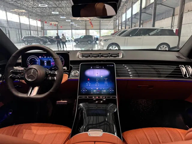 Mercedes-Benz S-Class — Фото автомобиля 23