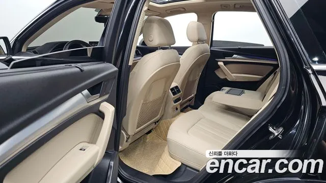 Audi Q5 FY — Фото автомобиля 18