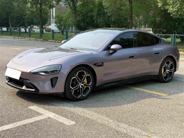 Xiaomi SU7 — Фото автомобиля 10