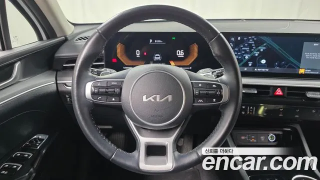 Kia K5 Новый K5 3 поколение 2.0 LPi(Для проката) — Фото автомобиля 14