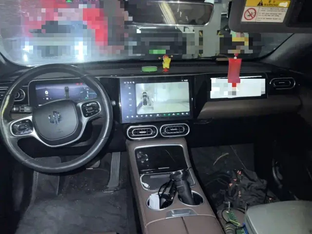 Leapmotor Leapmotor C01 2023 525 Comfort Edition — Фото автомобиля 10