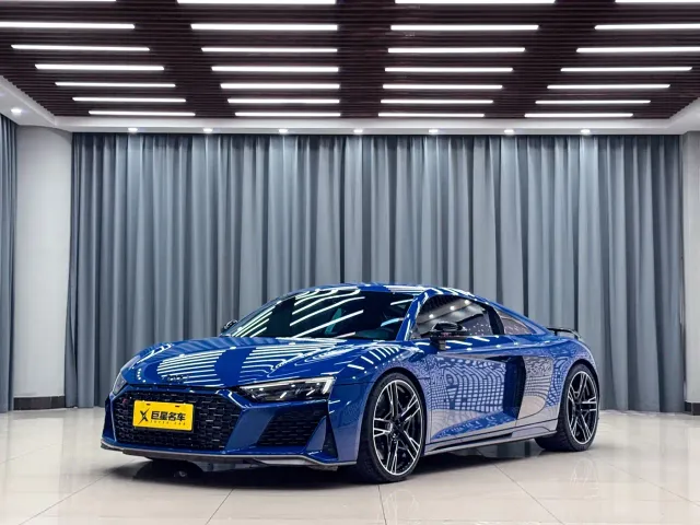 Фотография автомобиля — Audi R8